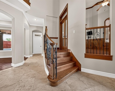 13815 Nathan Ridge Lane - Photo Thumbnail 3