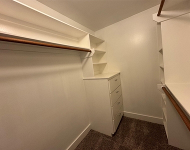 3606 Omeara Drive - Photo Thumbnail 16