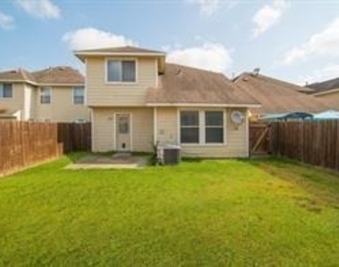 8927 Windfern Trace Drive - Photo Thumbnail 32