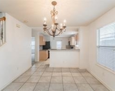 8927 Windfern Trace Drive - Photo Thumbnail 9