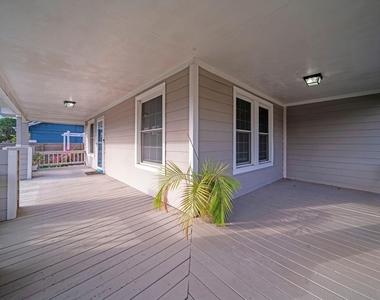 5711 Sherman Street - Photo Thumbnail 5