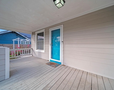 5711 Sherman Street - Photo Thumbnail 6
