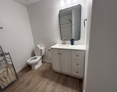 3114 Bolt Street - Photo Thumbnail 24