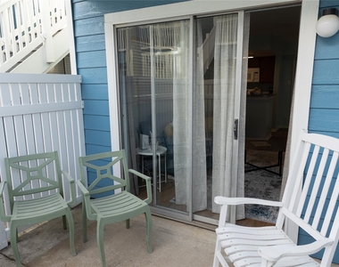 3506 Cove View Boulevard - Photo Thumbnail 10