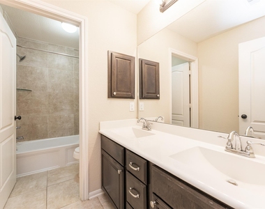 24943 Blue Mountain Park Lane - Photo Thumbnail 34