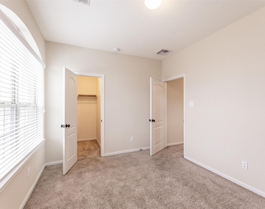 24943 Blue Mountain Park Lane - Photo Thumbnail 30
