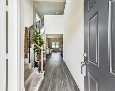 4907 Luke Mathew Drive - Photo Thumbnail 2