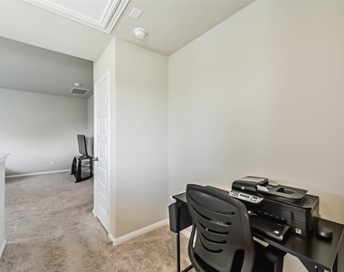 4907 Luke Mathew Drive - Photo Thumbnail 23