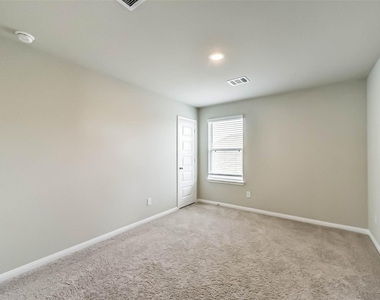 4907 Luke Mathew Drive - Photo Thumbnail 28