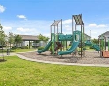 4907 Luke Mathew Drive - Photo Thumbnail 37