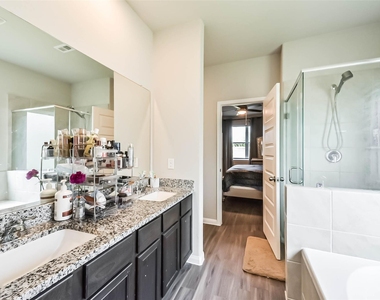4907 Luke Mathew Drive - Photo Thumbnail 19