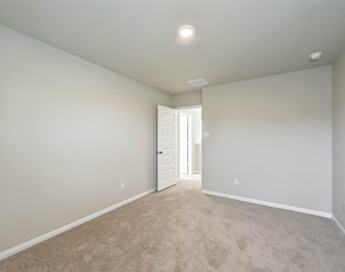 4907 Luke Mathew Drive - Photo Thumbnail 25