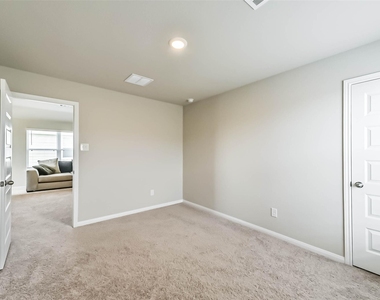 4907 Luke Mathew Drive - Photo Thumbnail 29
