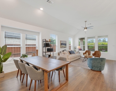 8145 Overland Grove - Photo Thumbnail 15