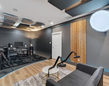 8145 Overland Grove - Photo Thumbnail 34