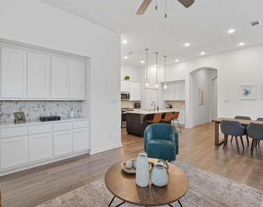 8145 Overland Grove - Photo Thumbnail 21