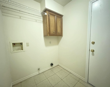 12943 Lemur Lane - Photo Thumbnail 7