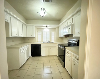 12943 Lemur Lane - Photo Thumbnail 2