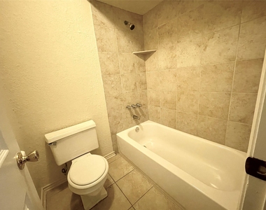 12943 Lemur Lane - Photo Thumbnail 9