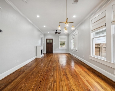 513 Northwood Street - Photo Thumbnail 4