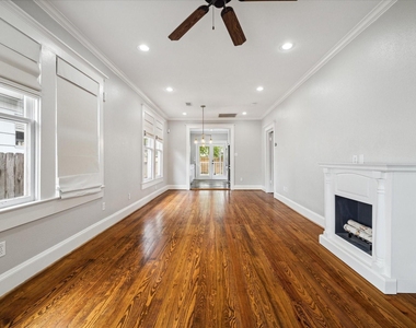 513 Northwood Street - Photo Thumbnail 5