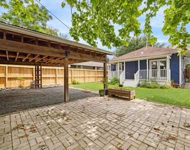 513 Northwood Street - Photo Thumbnail 15