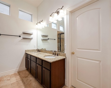 5608 Kansas Street - Photo Thumbnail 22