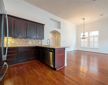 5608 Kansas Street - Photo Thumbnail 7