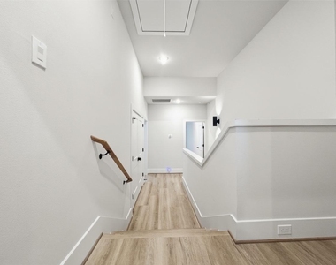 5632 Bertellis Lane - Photo Thumbnail 18