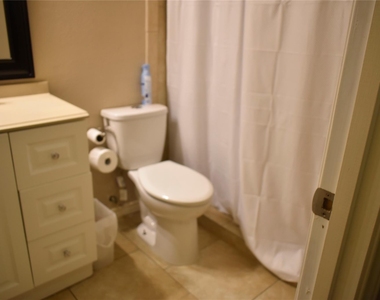 10519 N Newpark Drive - Photo Thumbnail 10
