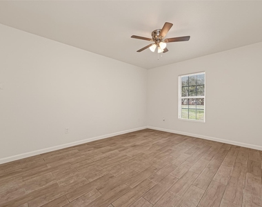 25409 Pebble Drive Drive - Photo Thumbnail 18