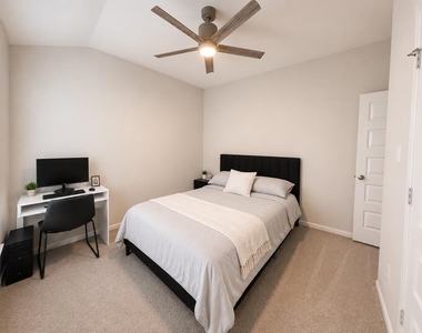 9759 Satsuma Path - Photo Thumbnail 16