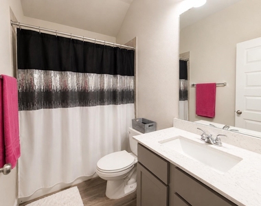 9759 Satsuma Path - Photo Thumbnail 13