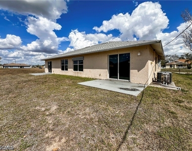 2130 Ne 8th Place - Photo Thumbnail 37