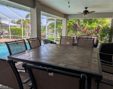 5008 Sw 9th Place - Photo Thumbnail 18