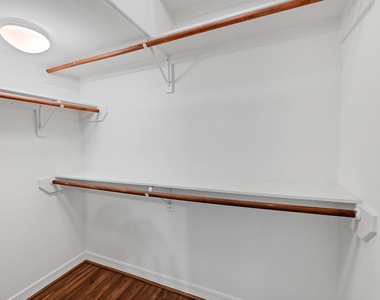 1204 Cohn Street - Photo Thumbnail 5