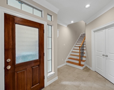 1204 Cohn Street - Photo Thumbnail 2