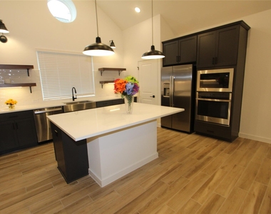 21202 Surf Island Drive - Photo Thumbnail 17