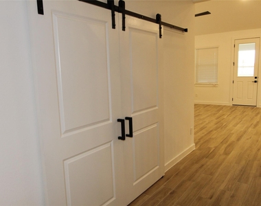 21202 Surf Island Drive - Photo Thumbnail 16
