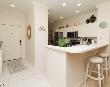 8217 Parkstone Place - Photo Thumbnail 9
