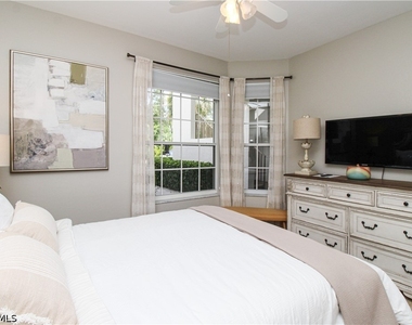 8217 Parkstone Place - Photo Thumbnail 28