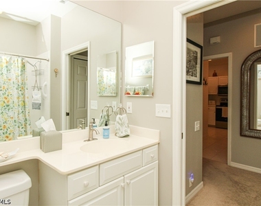 8217 Parkstone Place - Photo Thumbnail 31