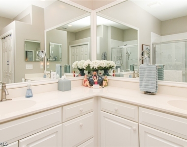 8217 Parkstone Place - Photo Thumbnail 38