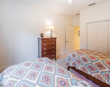 12080 Matera Lane - Photo Thumbnail 10