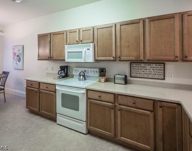 12080 Matera Lane - Photo Thumbnail 5
