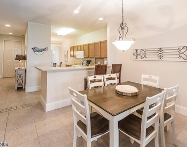 12080 Matera Lane - Photo Thumbnail 4