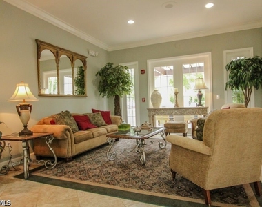 1810 Florida Club Circle - Photo Thumbnail 19