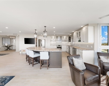 4031 Gulf Shore Boulevard N - Photo Thumbnail 18