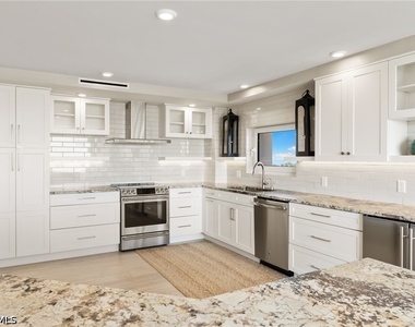 4031 Gulf Shore Boulevard N - Photo Thumbnail 22