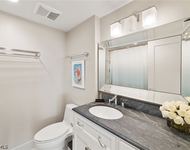 4031 Gulf Shore Boulevard N - Photo Thumbnail 23
